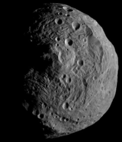 Vesta First Closeup (closeup, 558px)